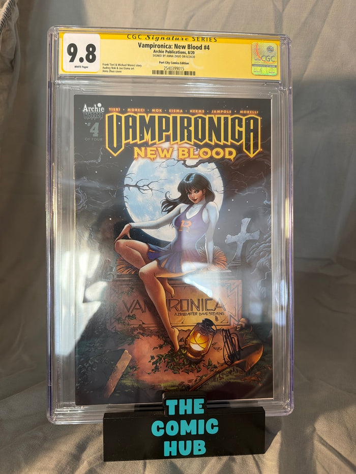 CGC Vampironica: New Blood #4 Signed Anna Zhuo