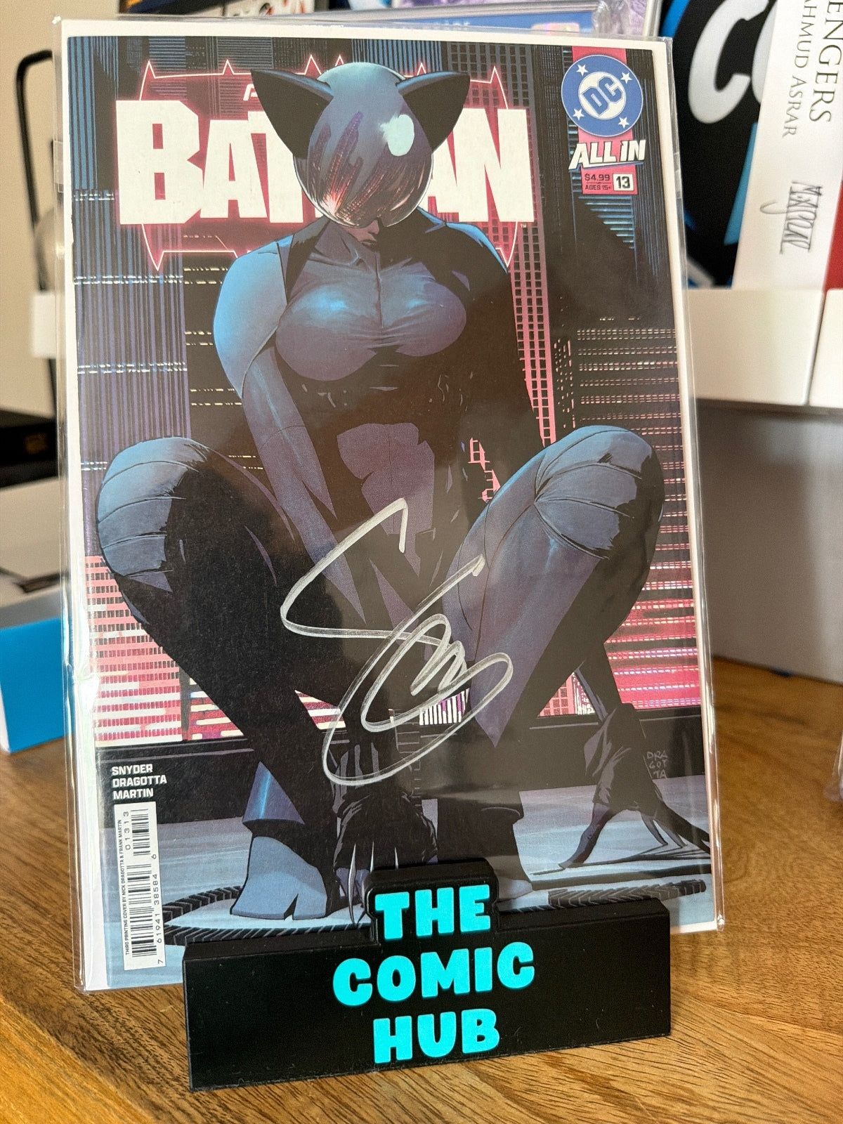 Absolute Batman #13 SIGNED Scott Snyder 1st Appearance Absolute Catwoman